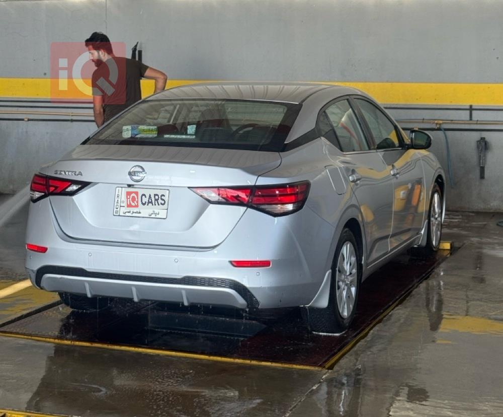 نيسان سنترا